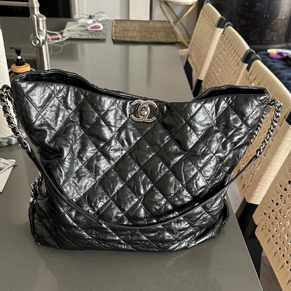 Chanel quilted hobo bag authentic with tags and authenticity card